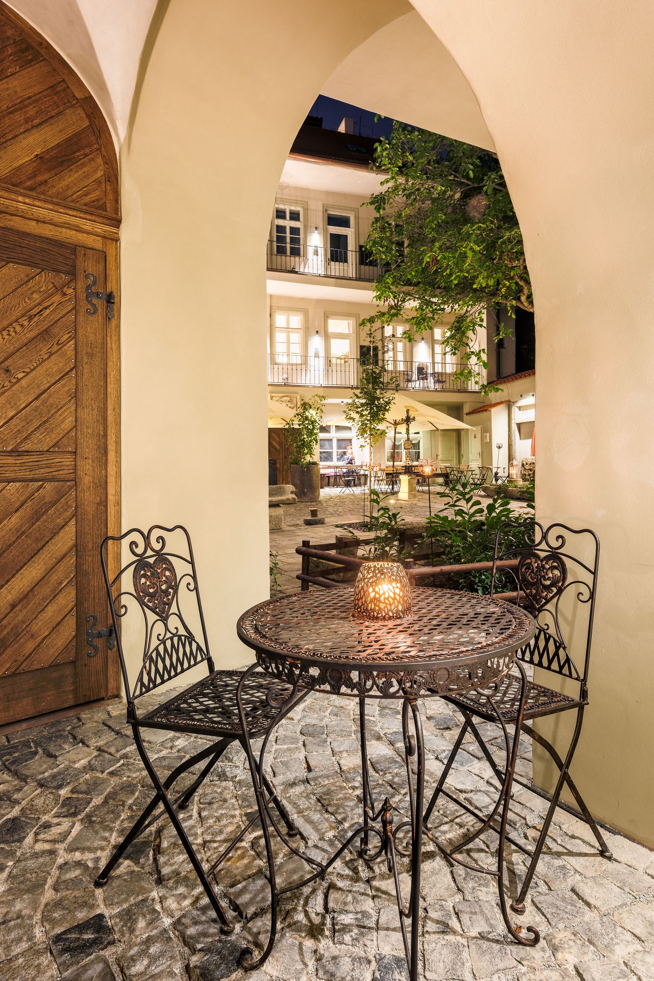 Фото MOOo by the Castle