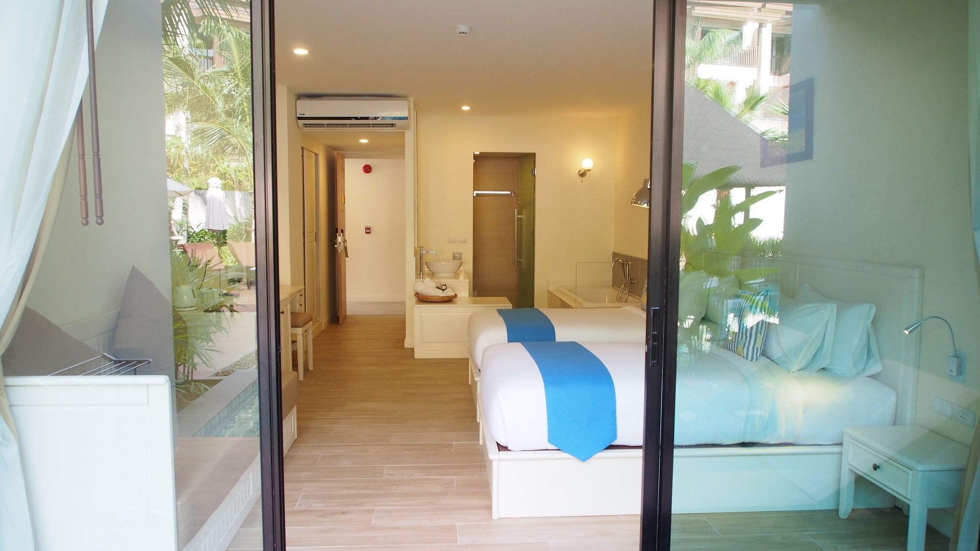 Фото Hula Hula Resort AO Nang