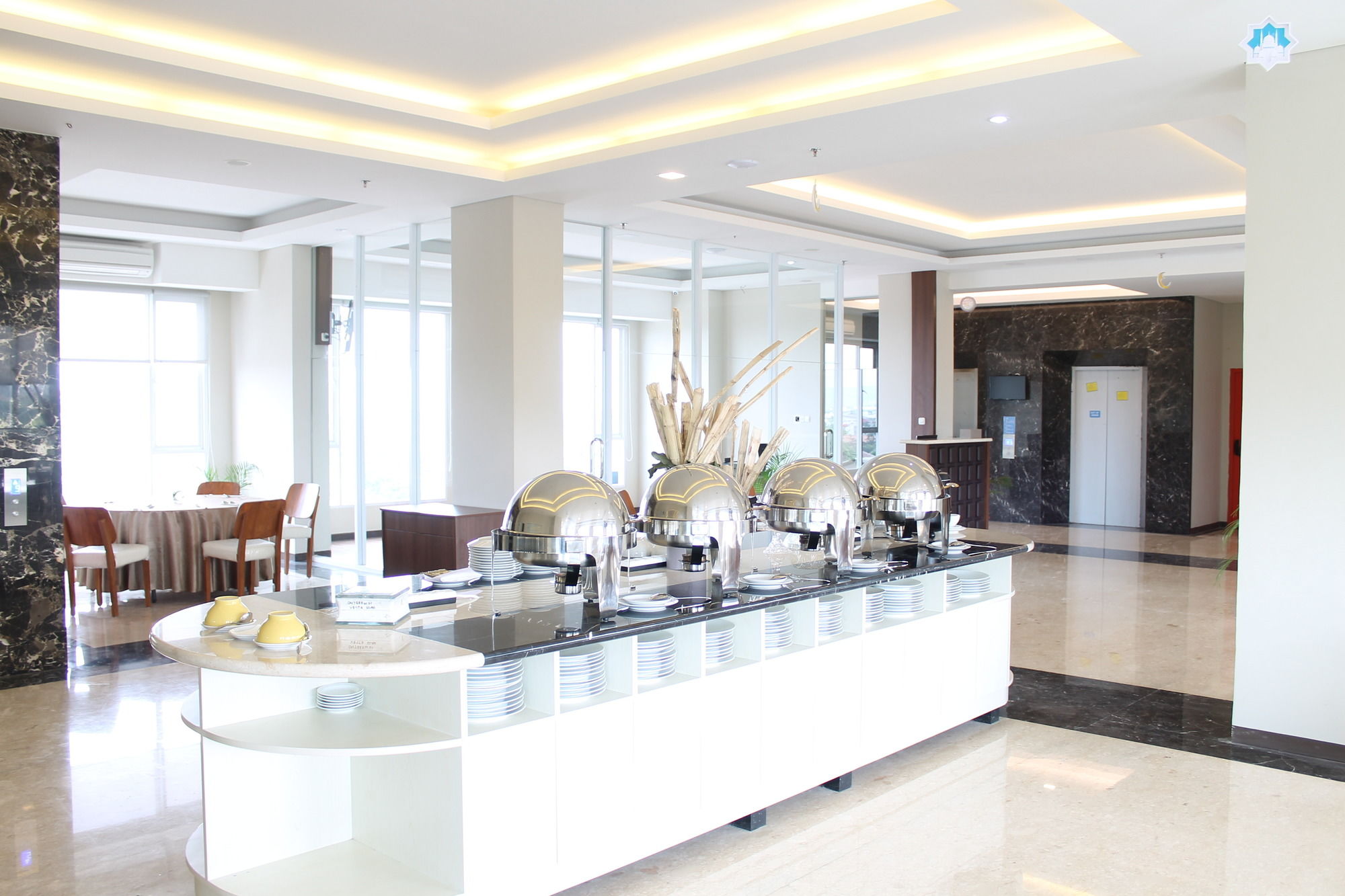 Фото Grand Tebu Hotel