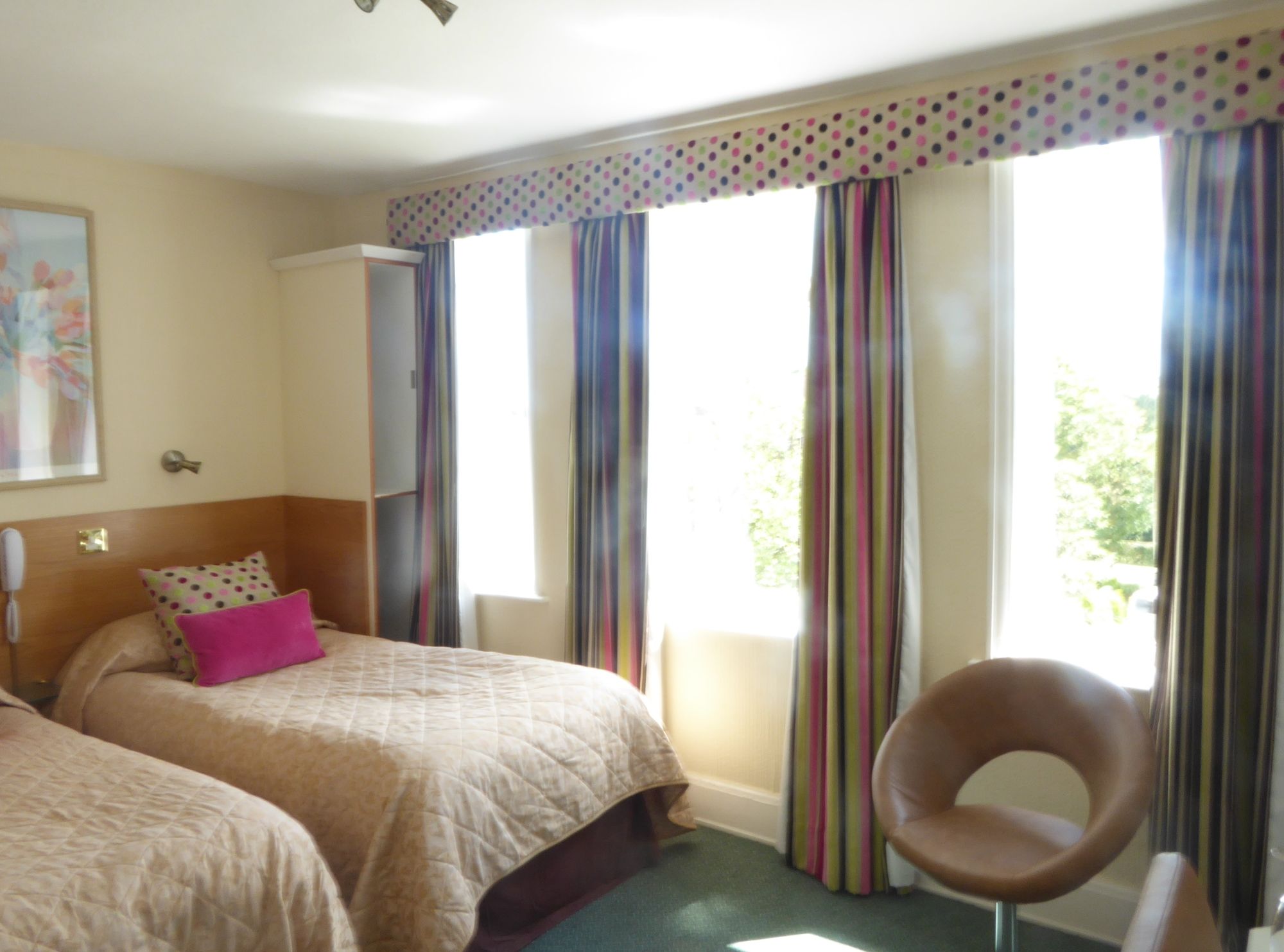 Фото Park Manor Hotel