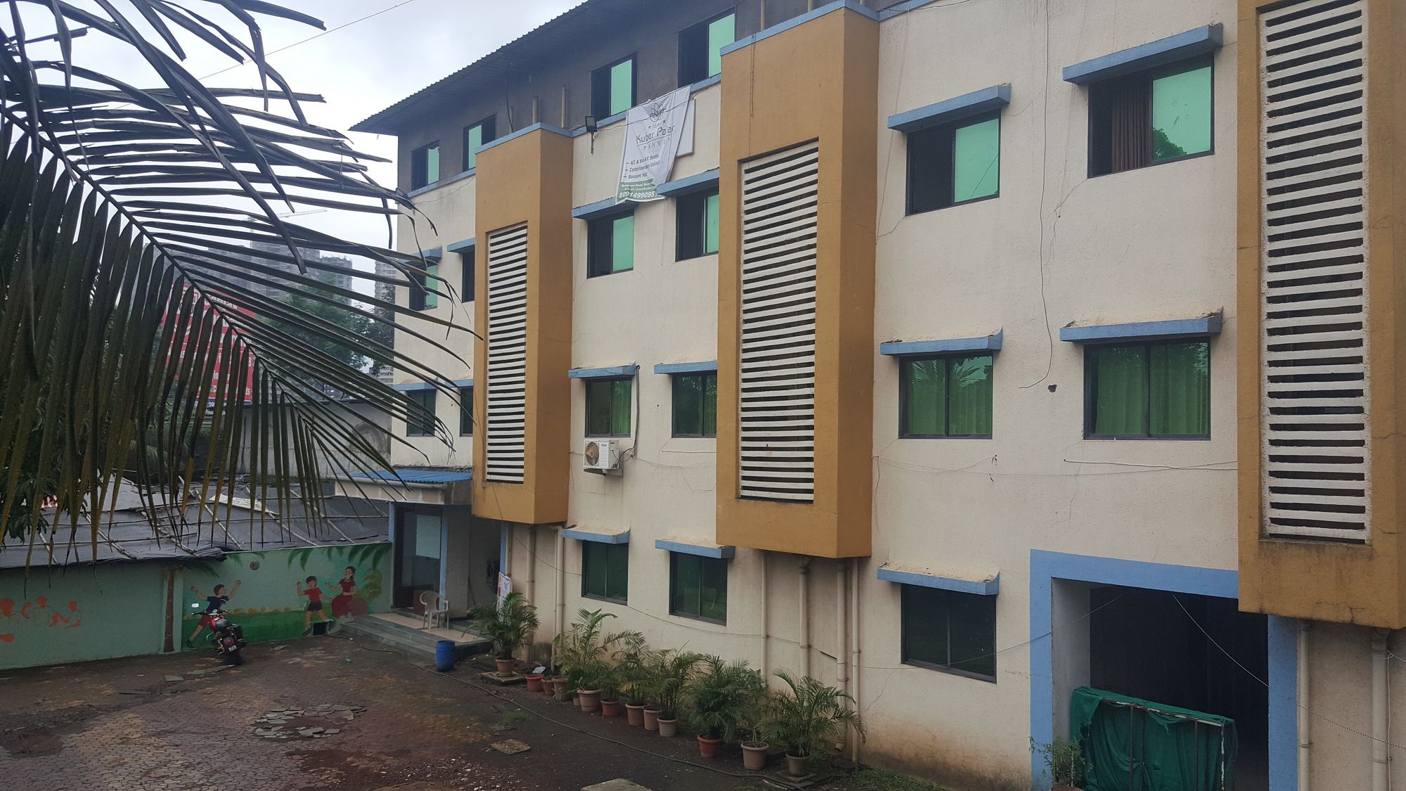 Фото Hotel Mahalaxmi