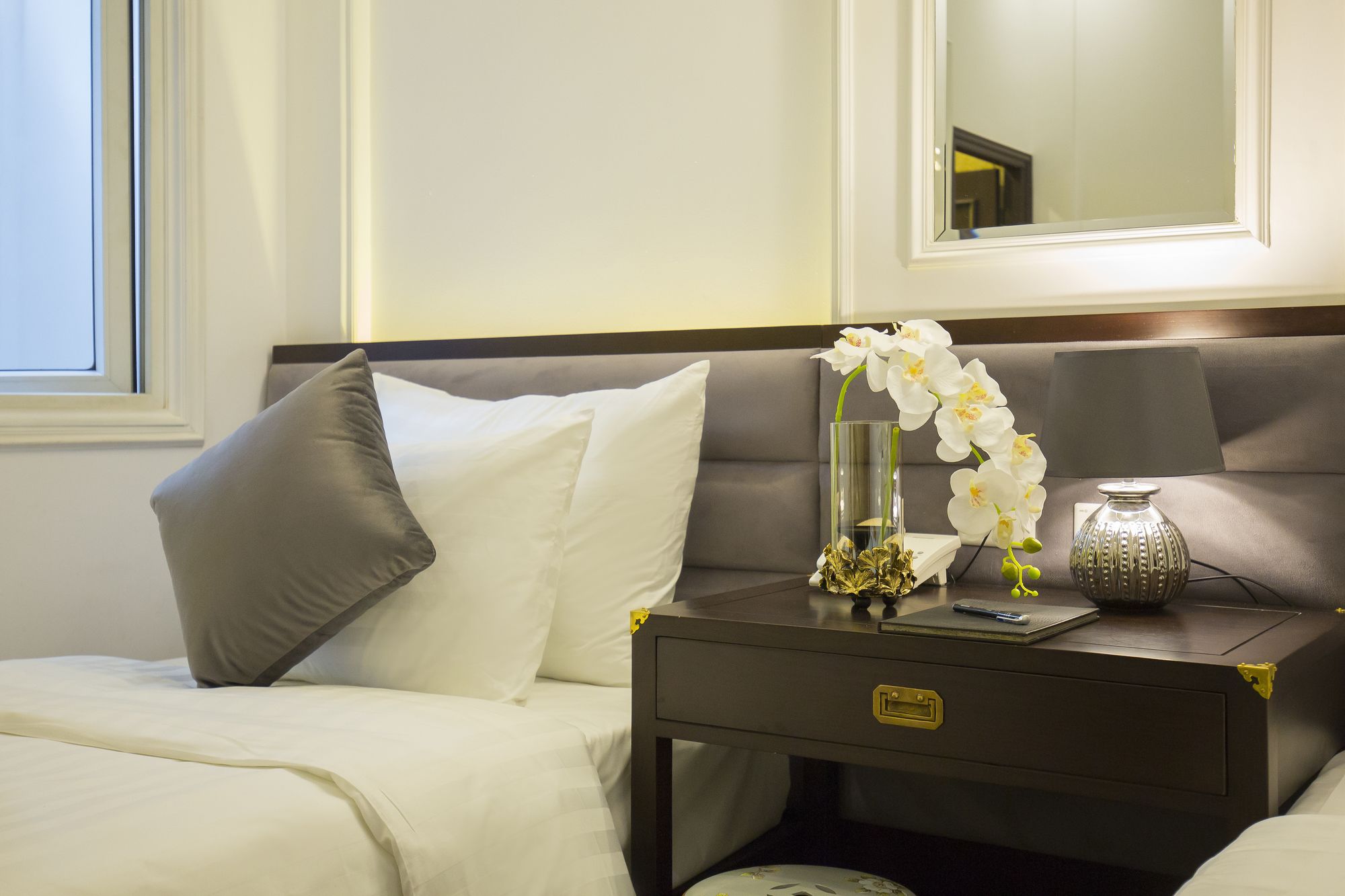 Фото Golden Rooster Hotel