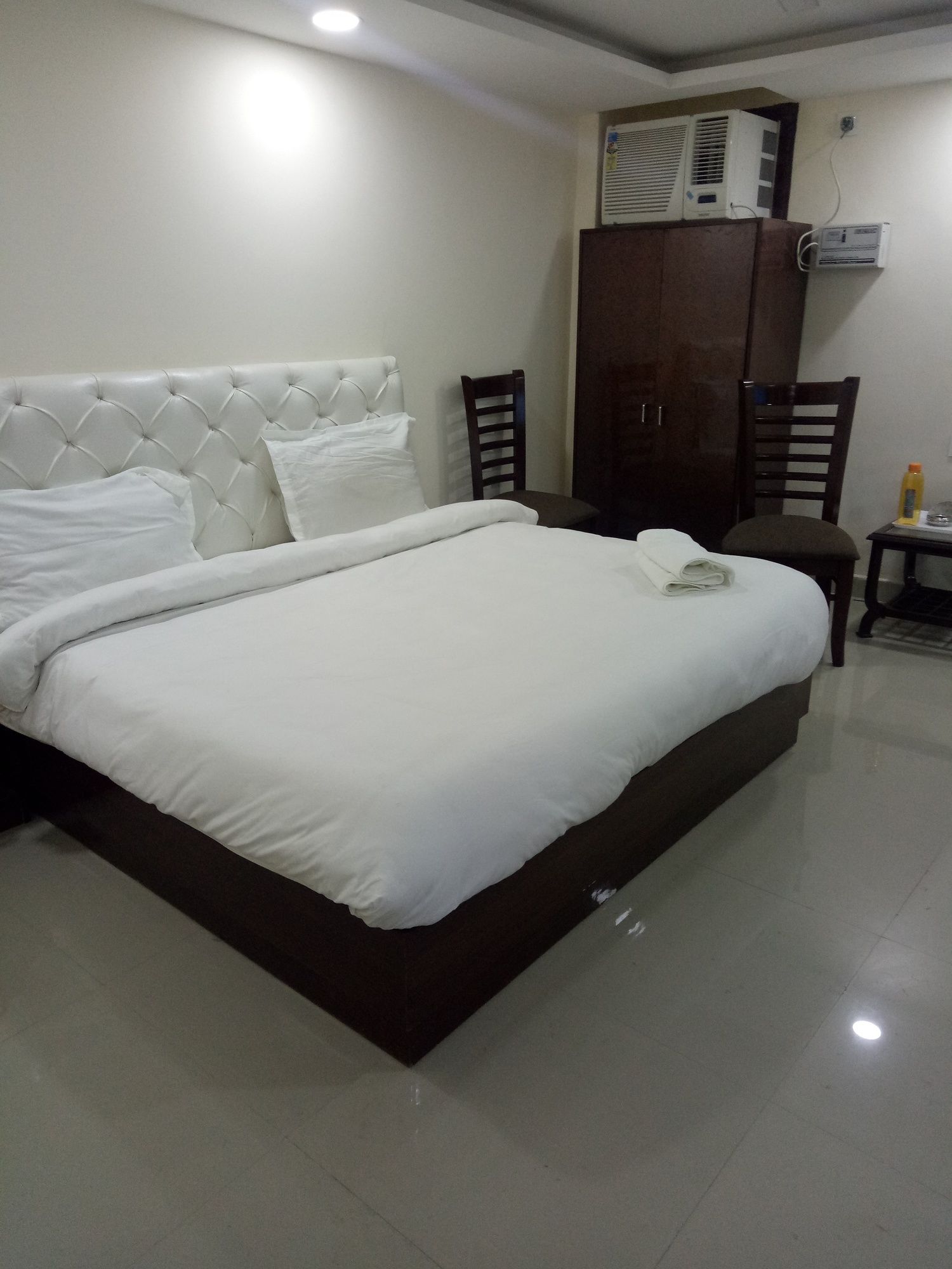 Фото Hotel Lemount