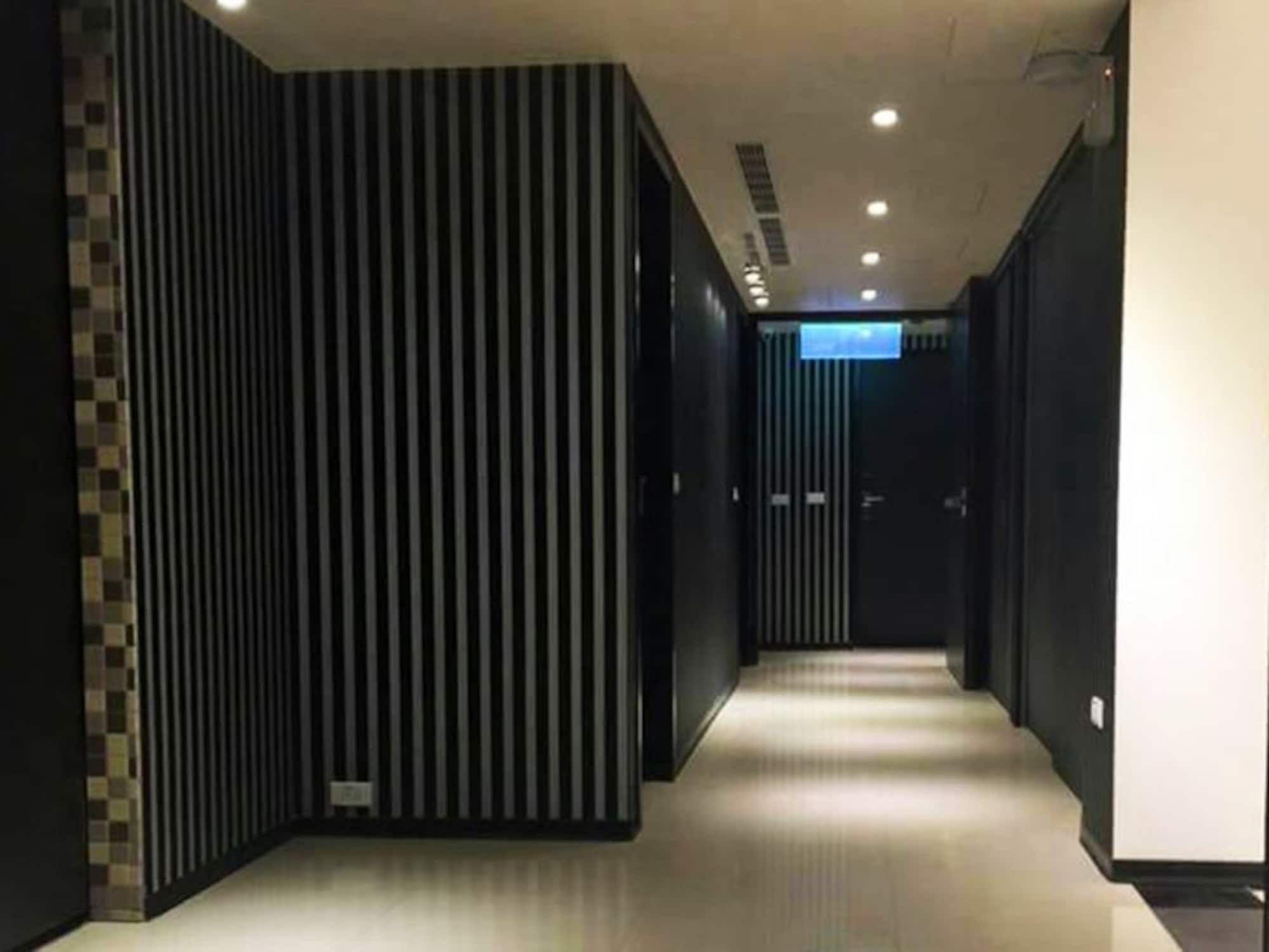 Фото Sevenday Hotel