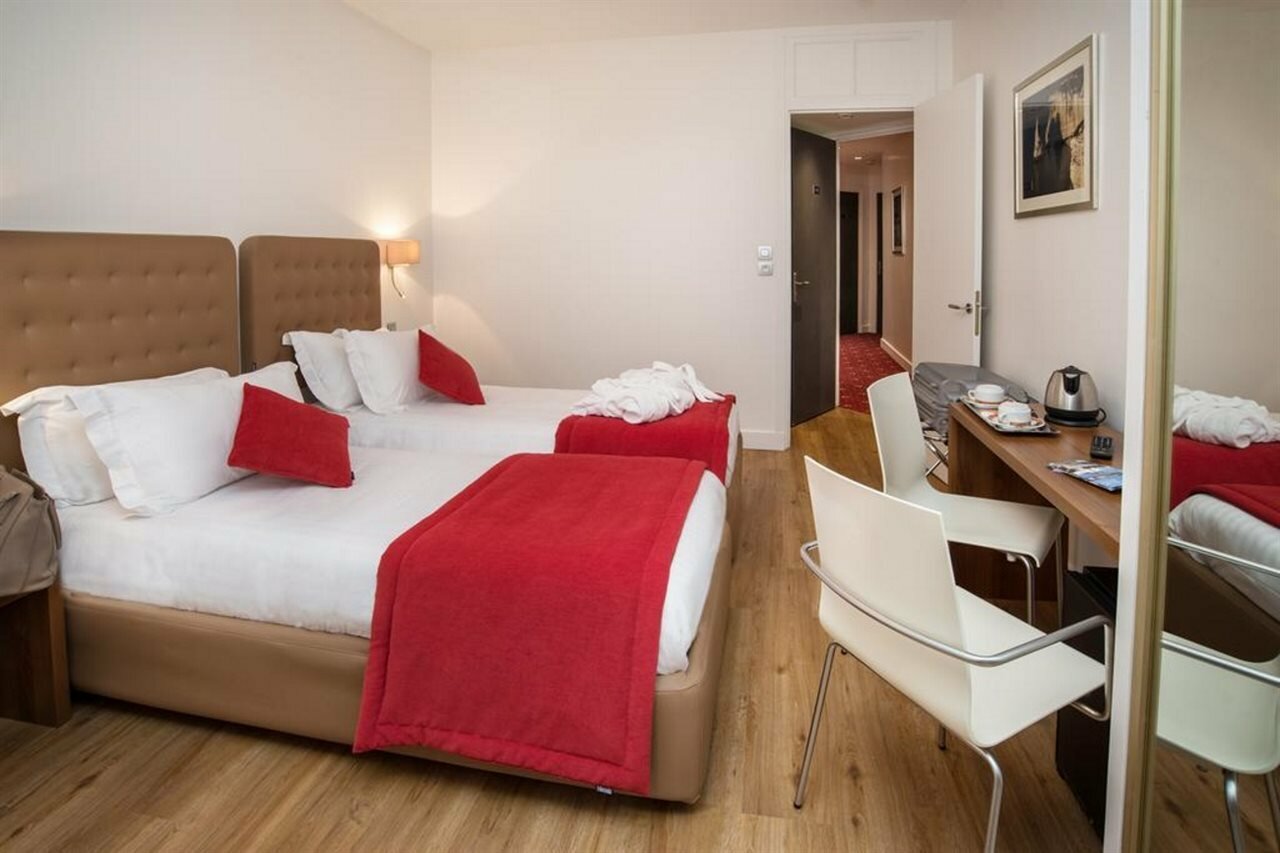 Фото Hotel De France