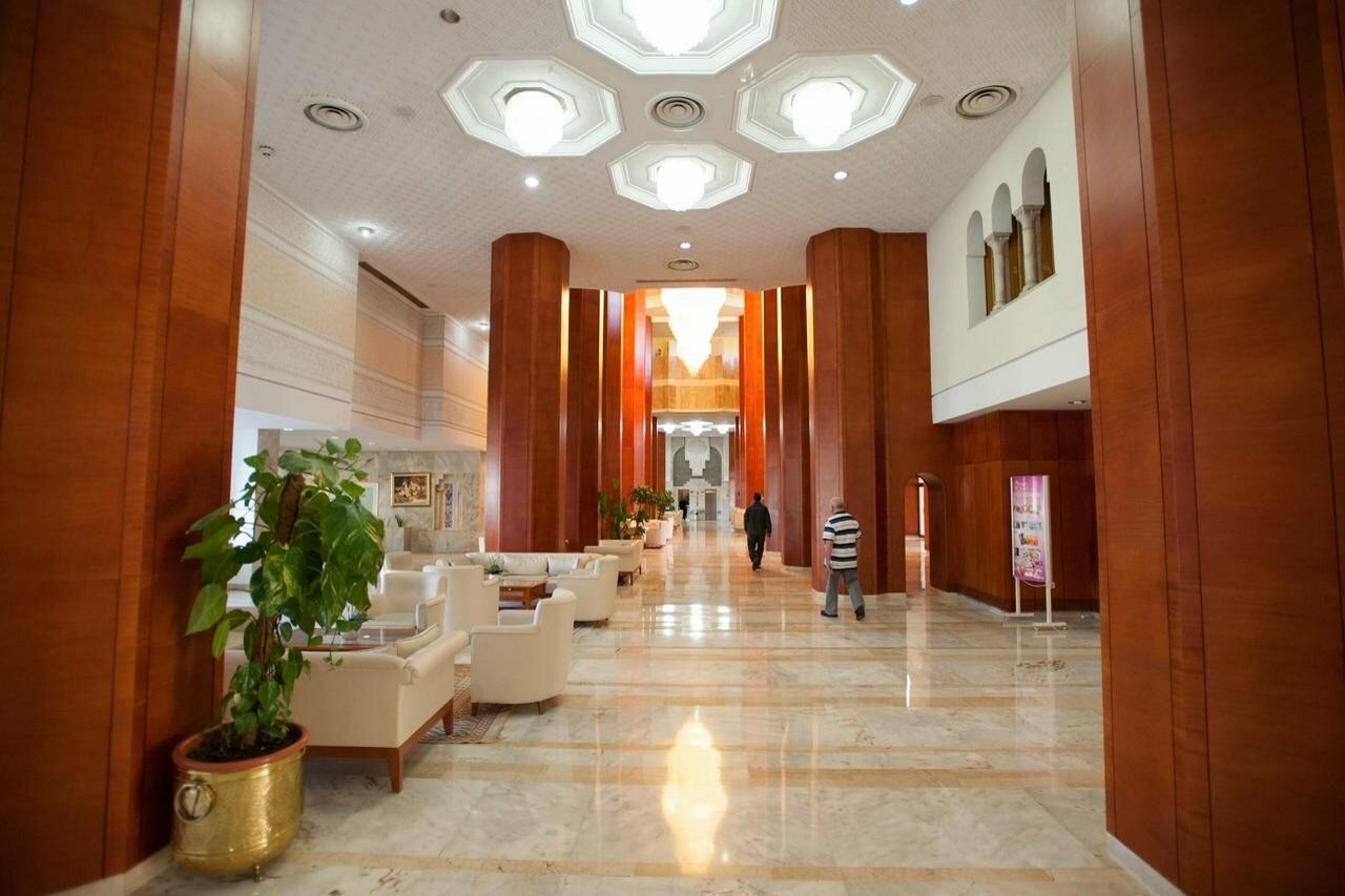 Фото отеля 2