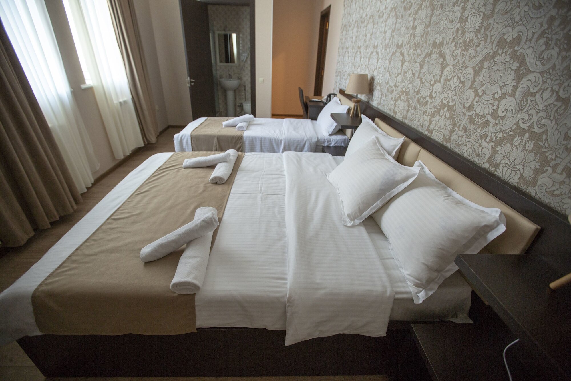 Фото Otiums Hotel