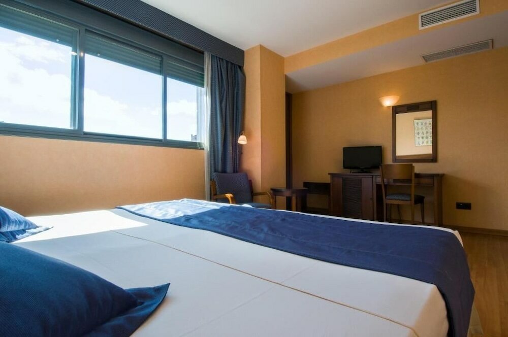 Фото Hotel Las Provincias