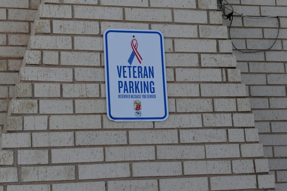 Фото Super 8 by Wyndham Fredericksburg