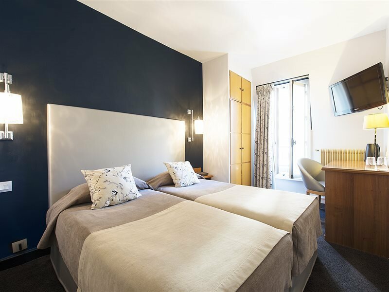 Фото Hotel France Eiffel