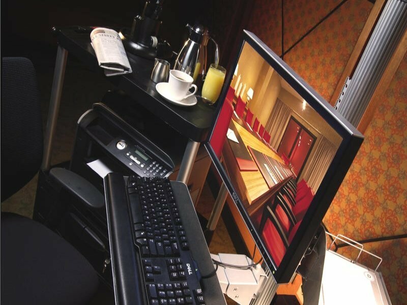 Фото Hotel Derek