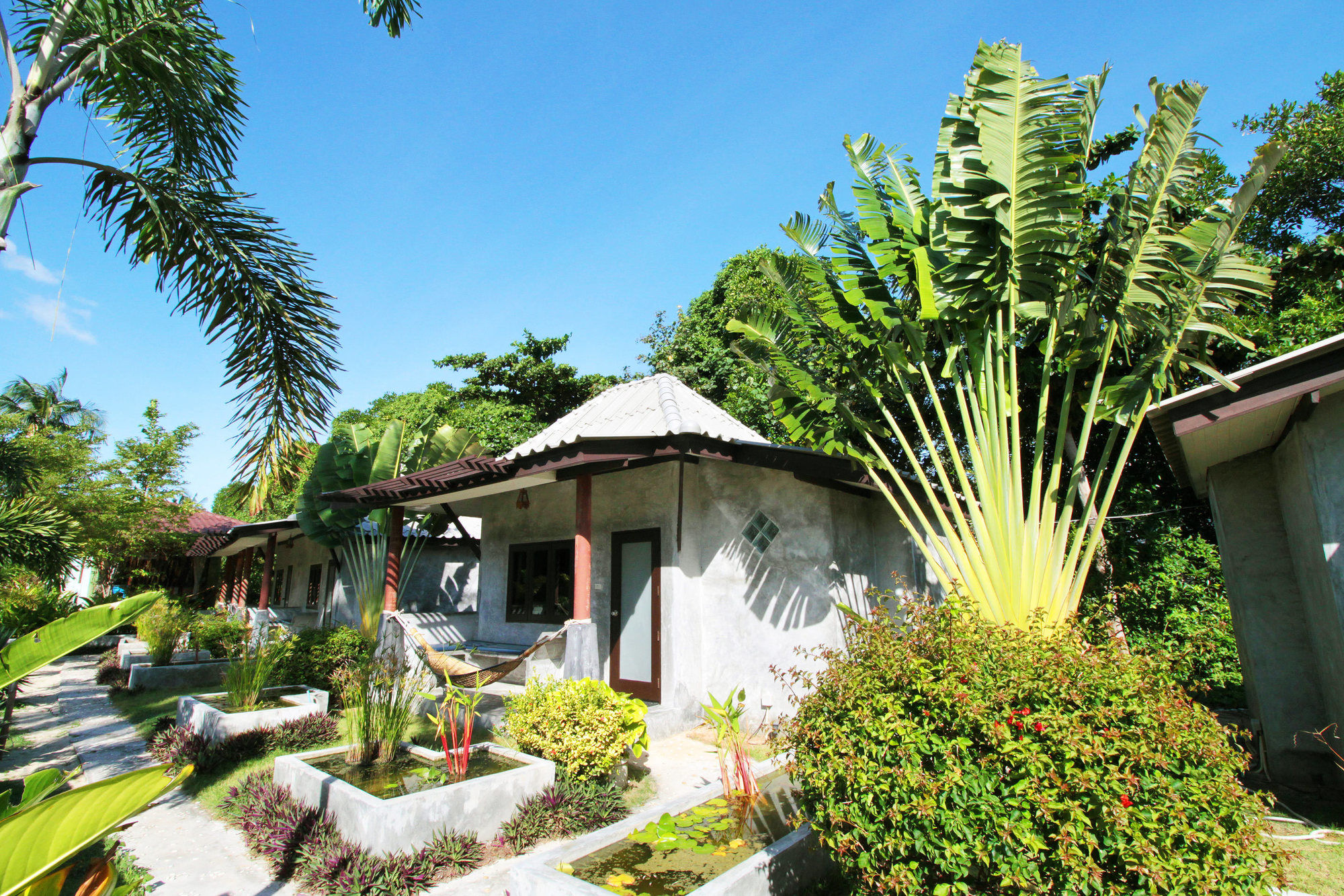 Фото Sabaii Bay Resort