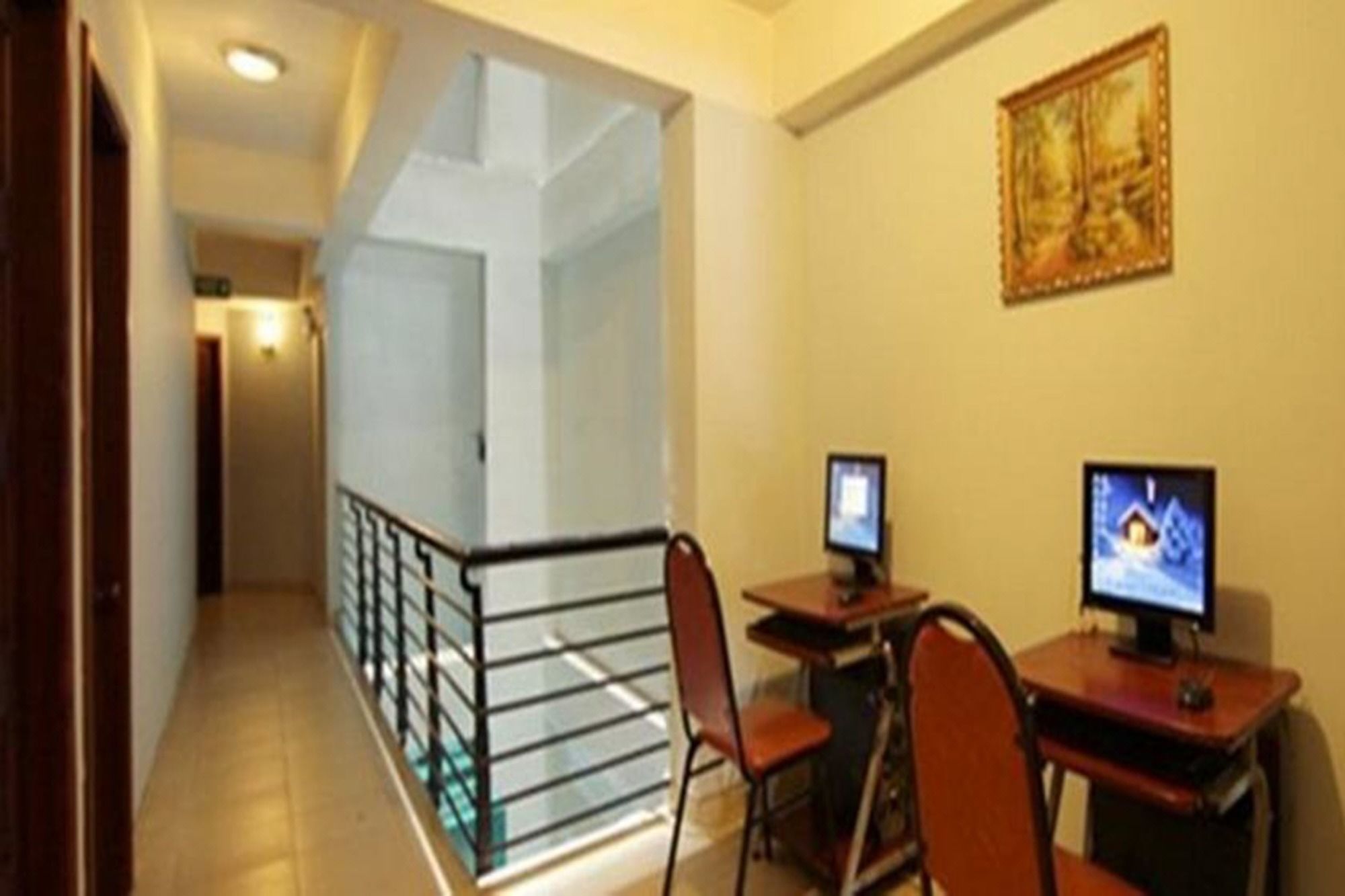 Фото Ngan Ha Hotel