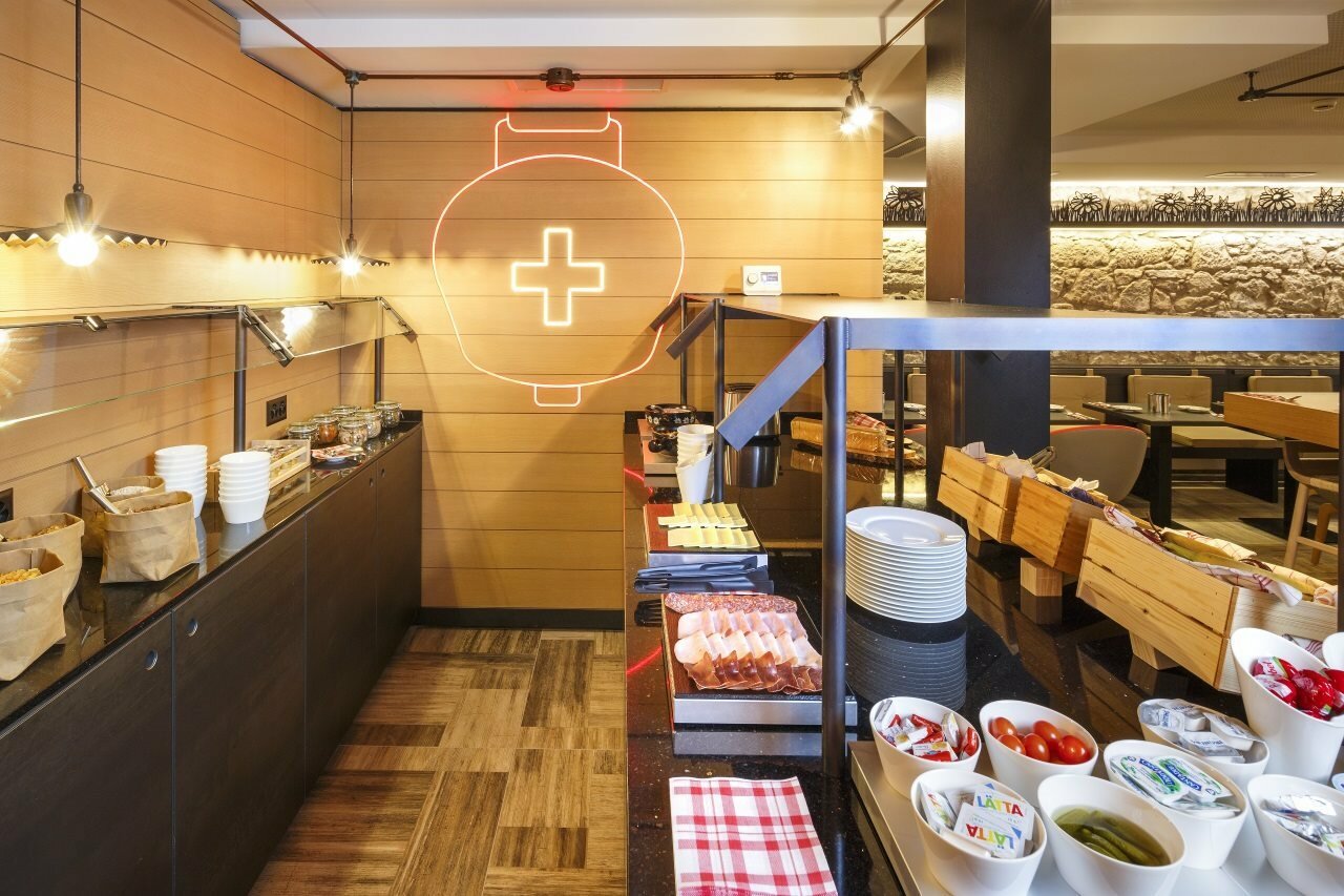 Фото Swiss Night by Fassbind