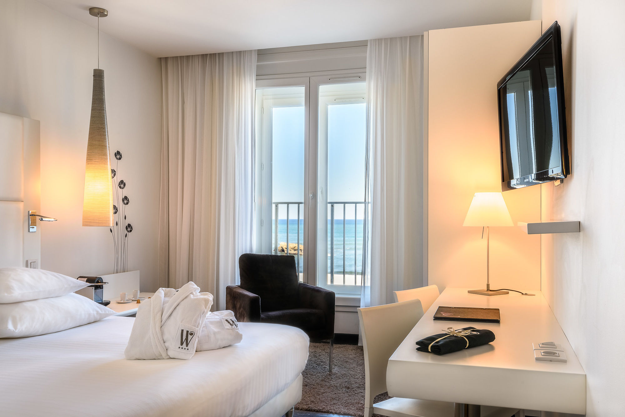 Фото Hotel le Windsor Grande Plage Biarritz