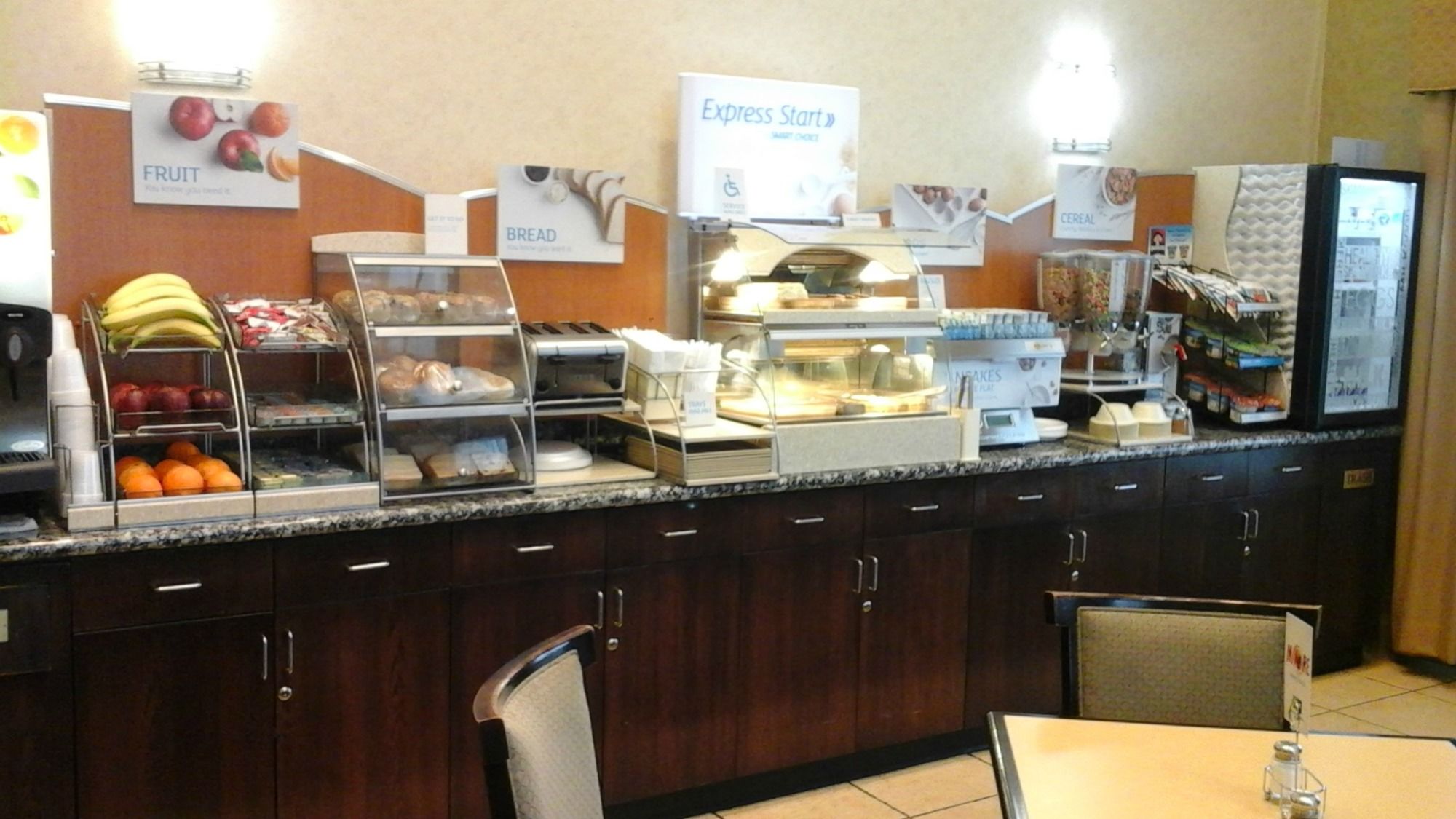 Фото Holiday Inn Express Hotel & Suites Muskogee, an Ihg Hotel