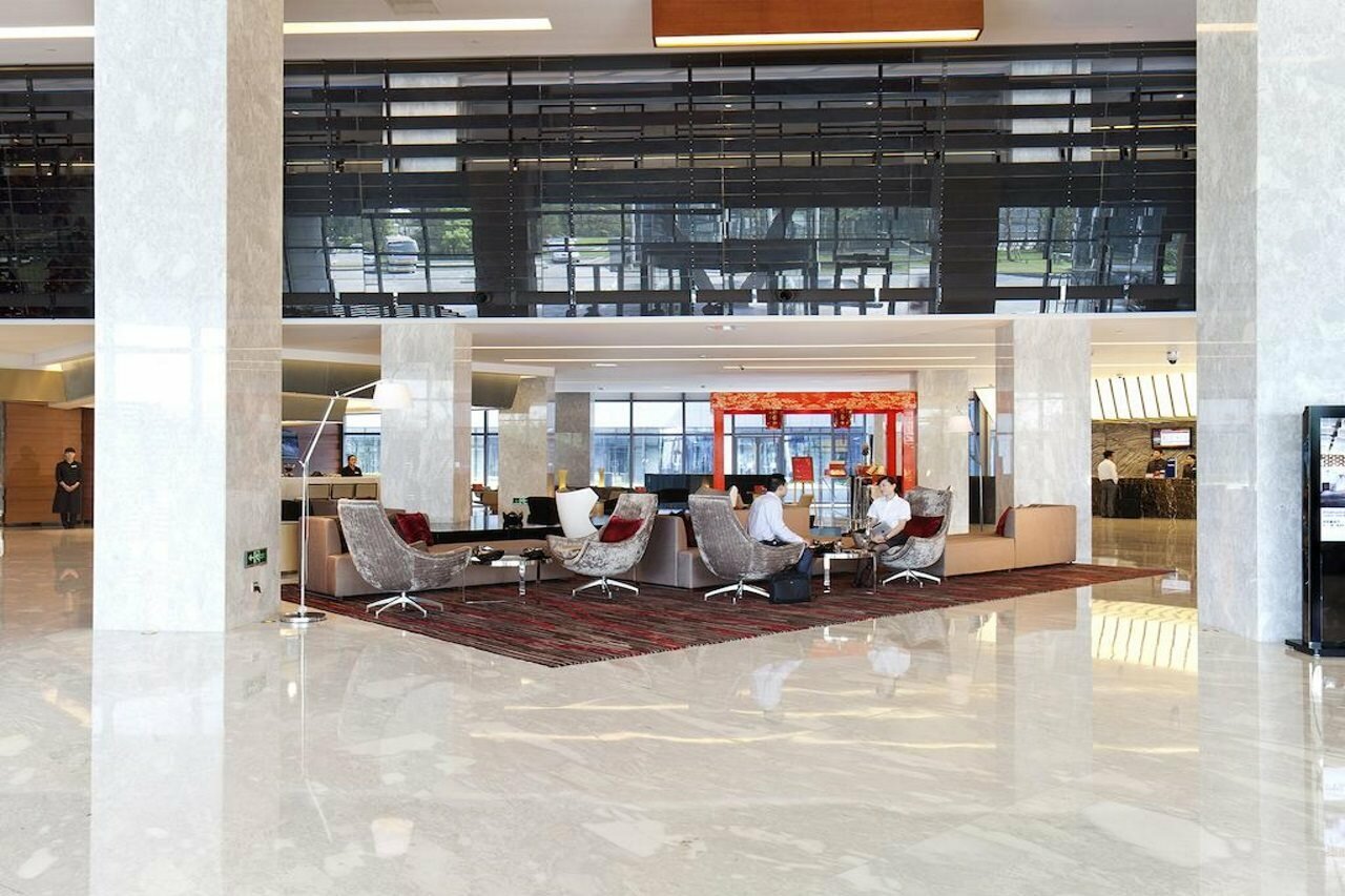 Фото Novotel Nanjing East Suning