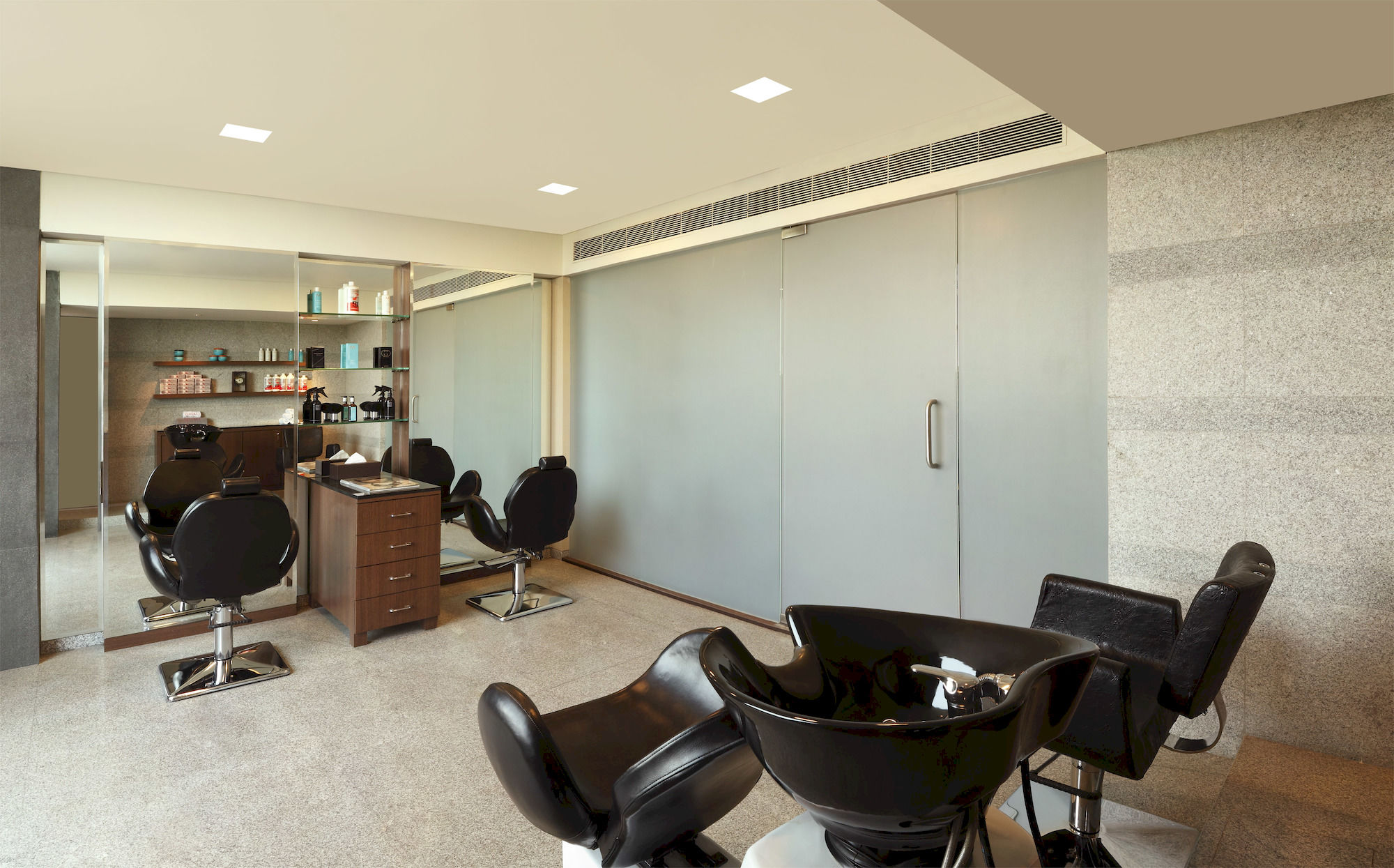 Фото DoubleTree by Hilton Hotel Pune - Chinchwad
