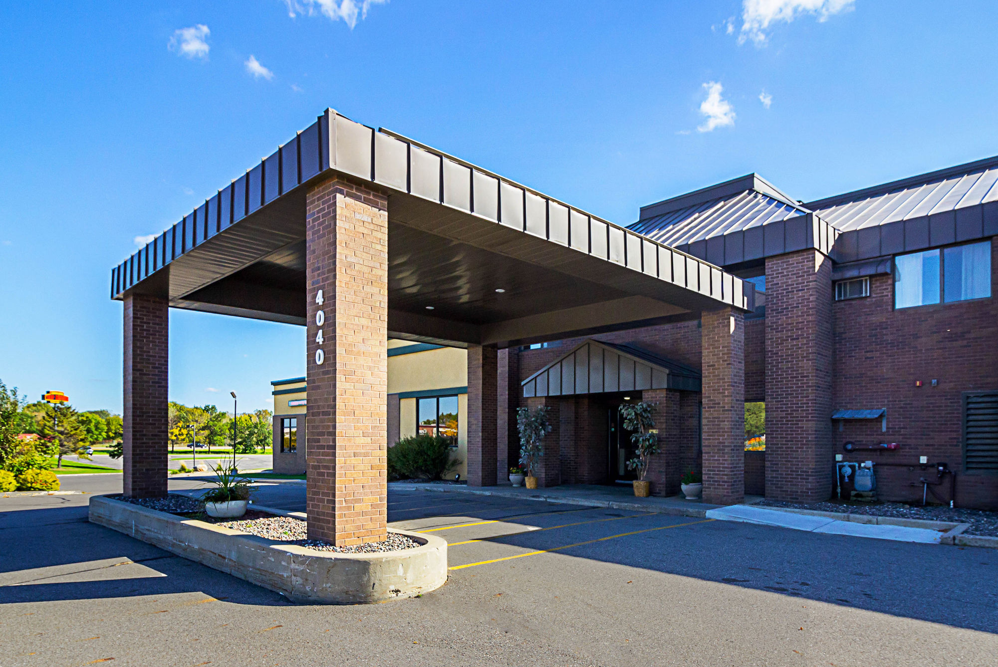 Фото Quality Inn Saint Cloud