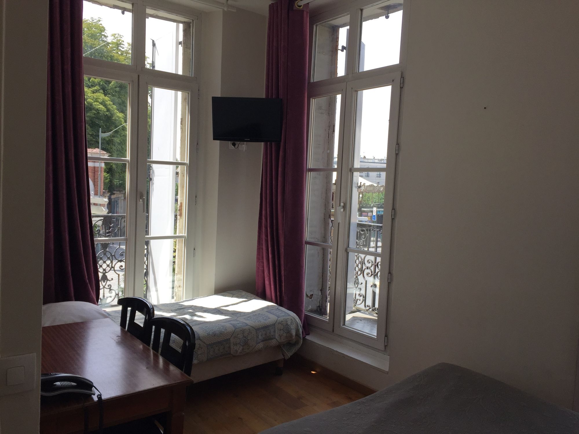 Фото Hotel Belle Fontainebleau