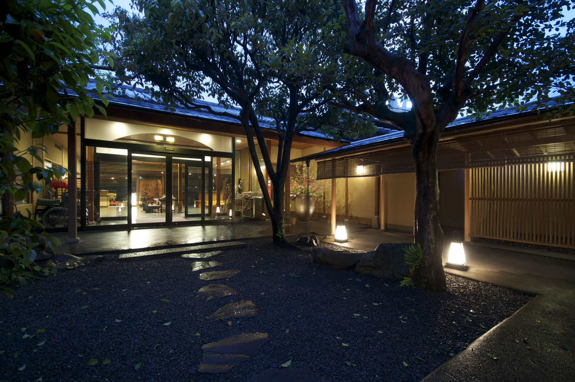 Фото Yakakutei