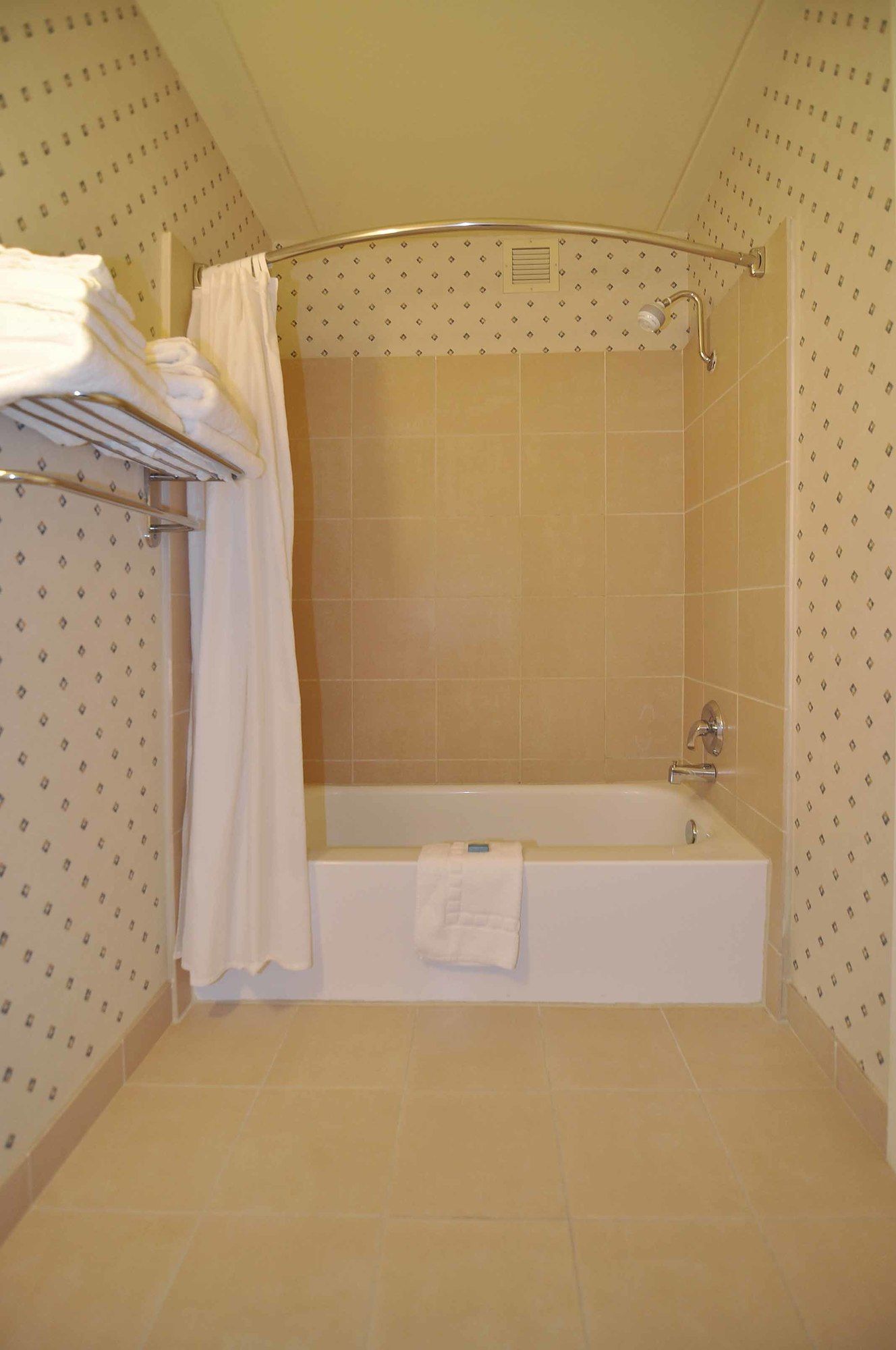 Фото Best Western Plus University Inn