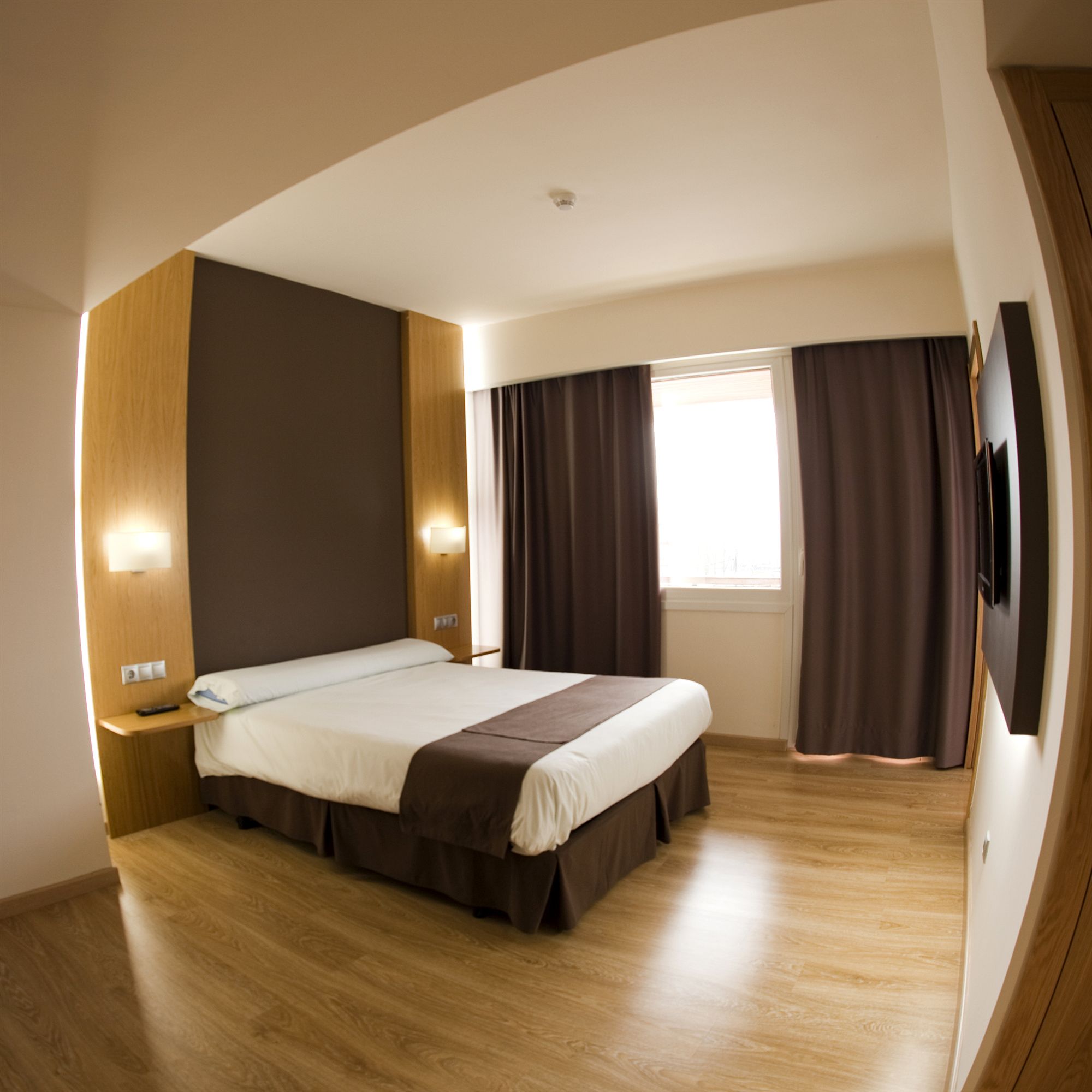 Фото Hotel Jatorrena