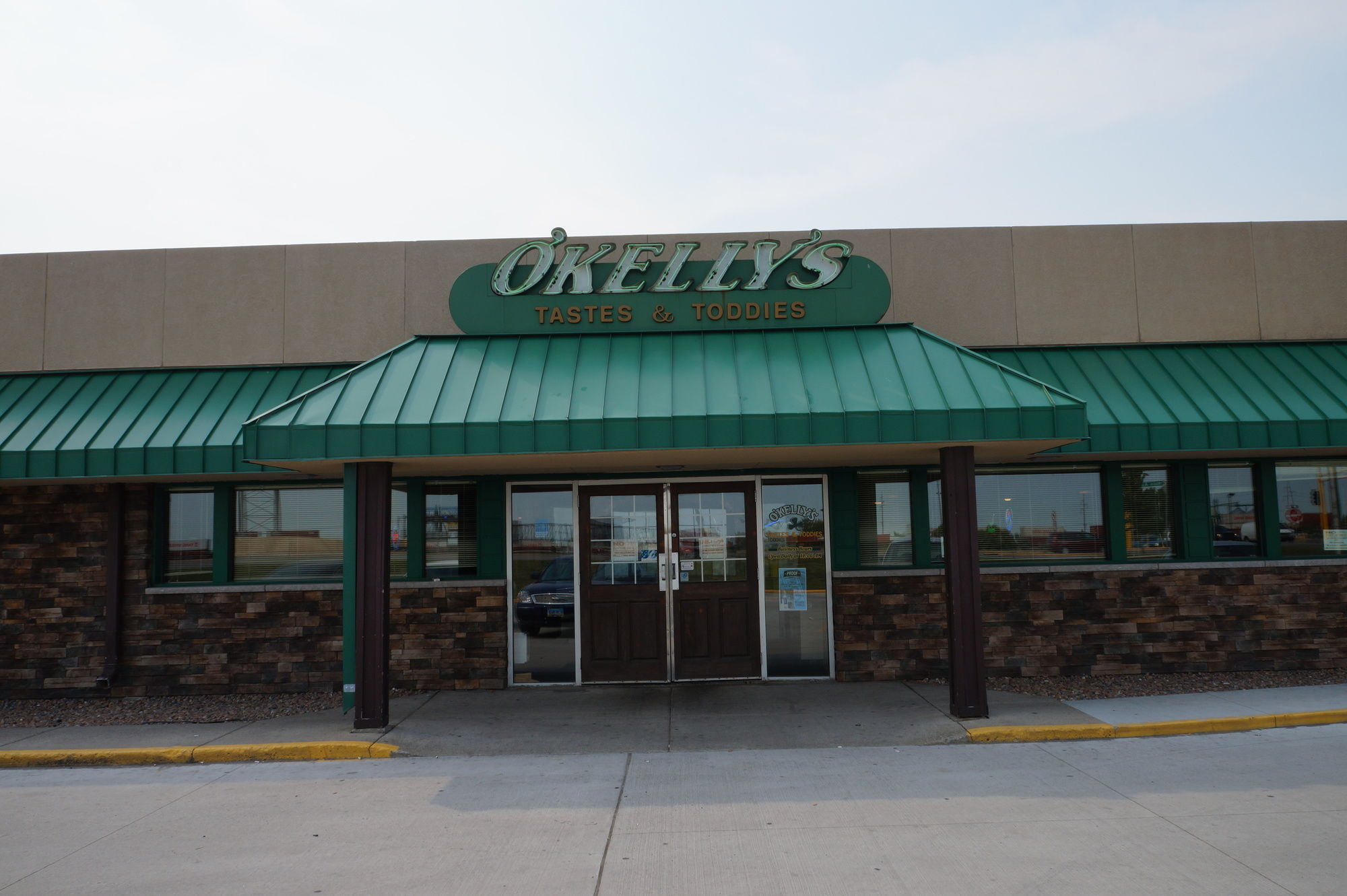 Фото Biltmore Hotel & Suites