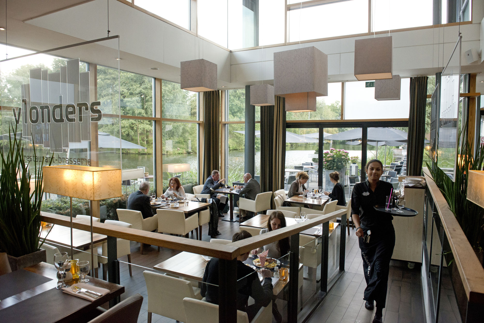 Фото Hotel Mitland