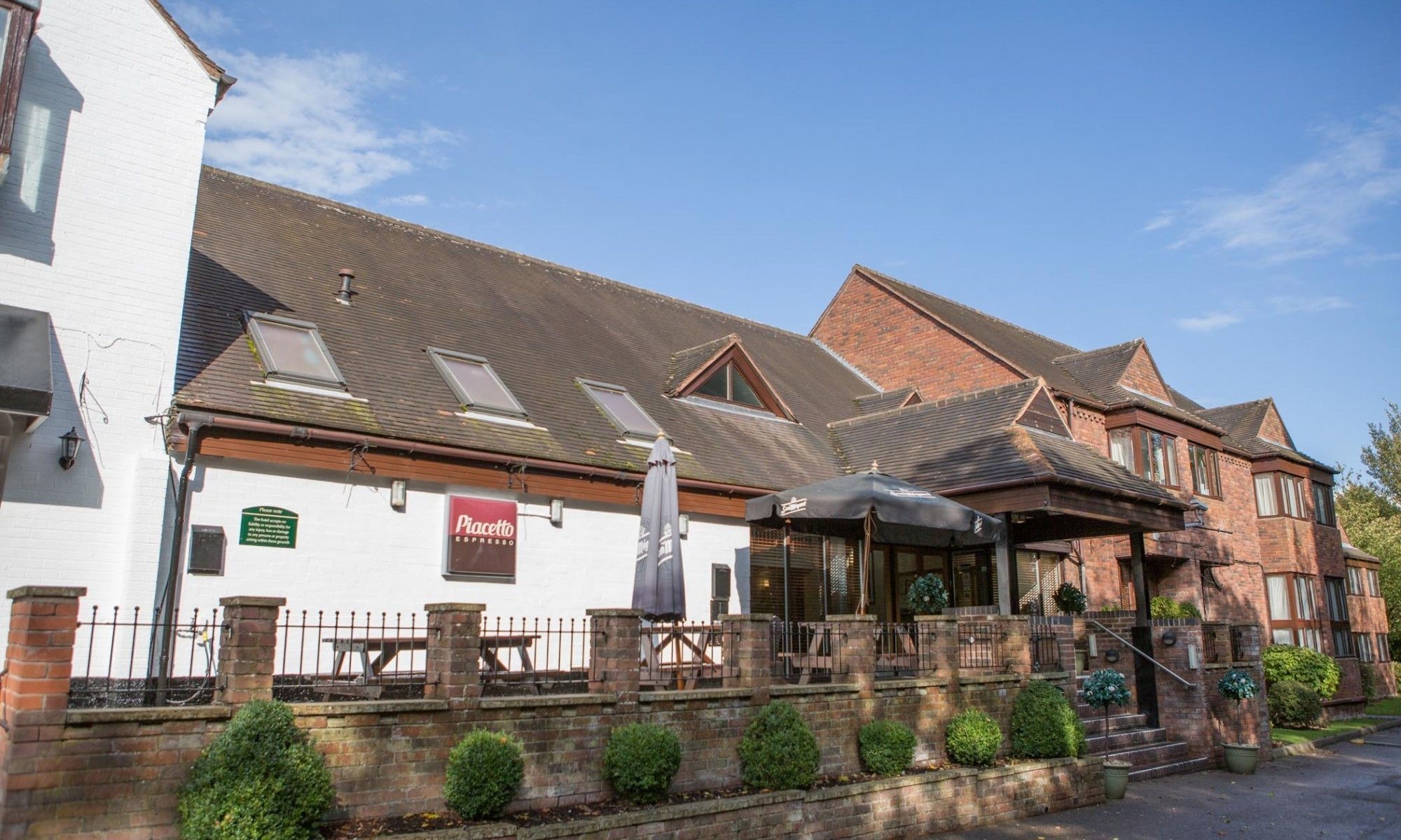 Фото Westmead Hotel