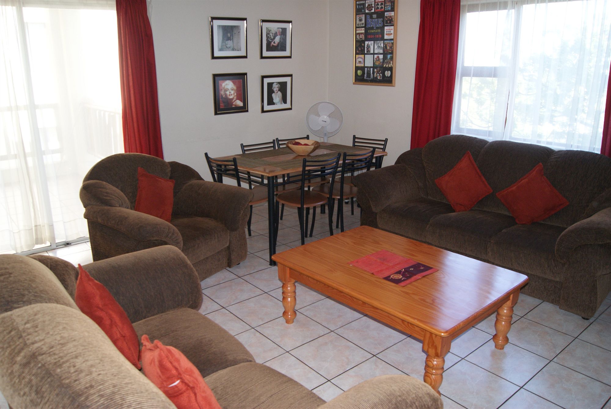 Фото Serengeti Self Catering Units