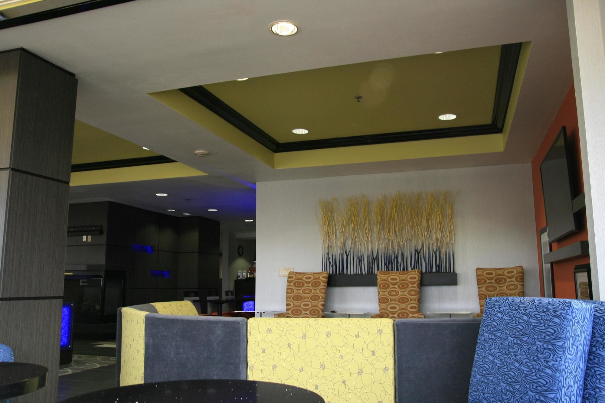 Фото Hampton Inn Muskogee