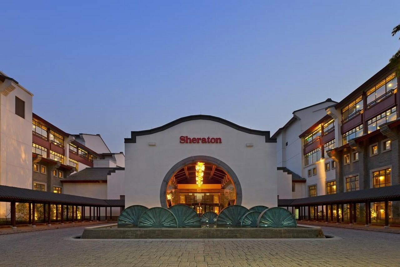 Фото Sheraton Grand Hangzhou Wetland Park Resort