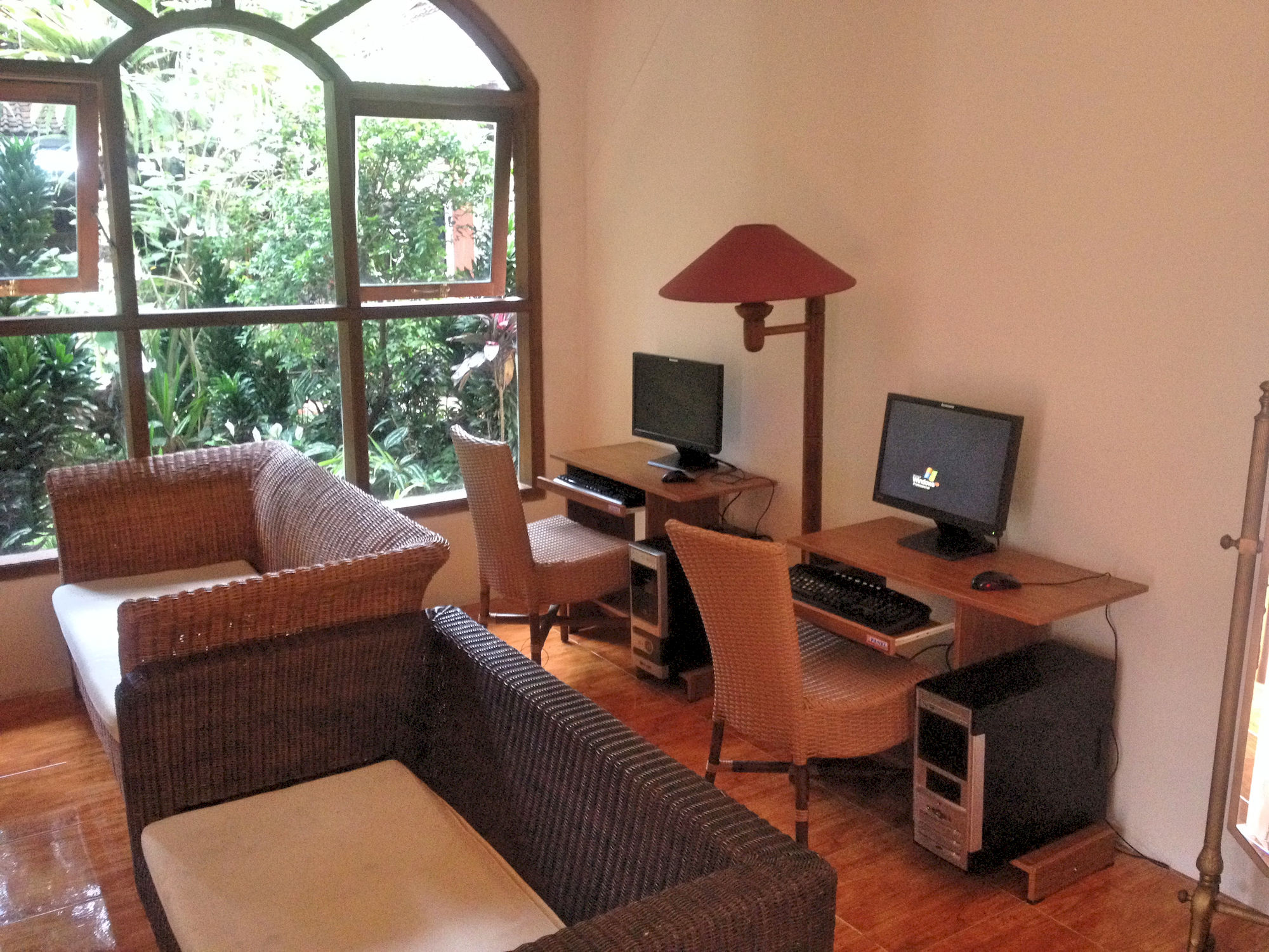 Фото RedDoorz Hostel @ Dago 2