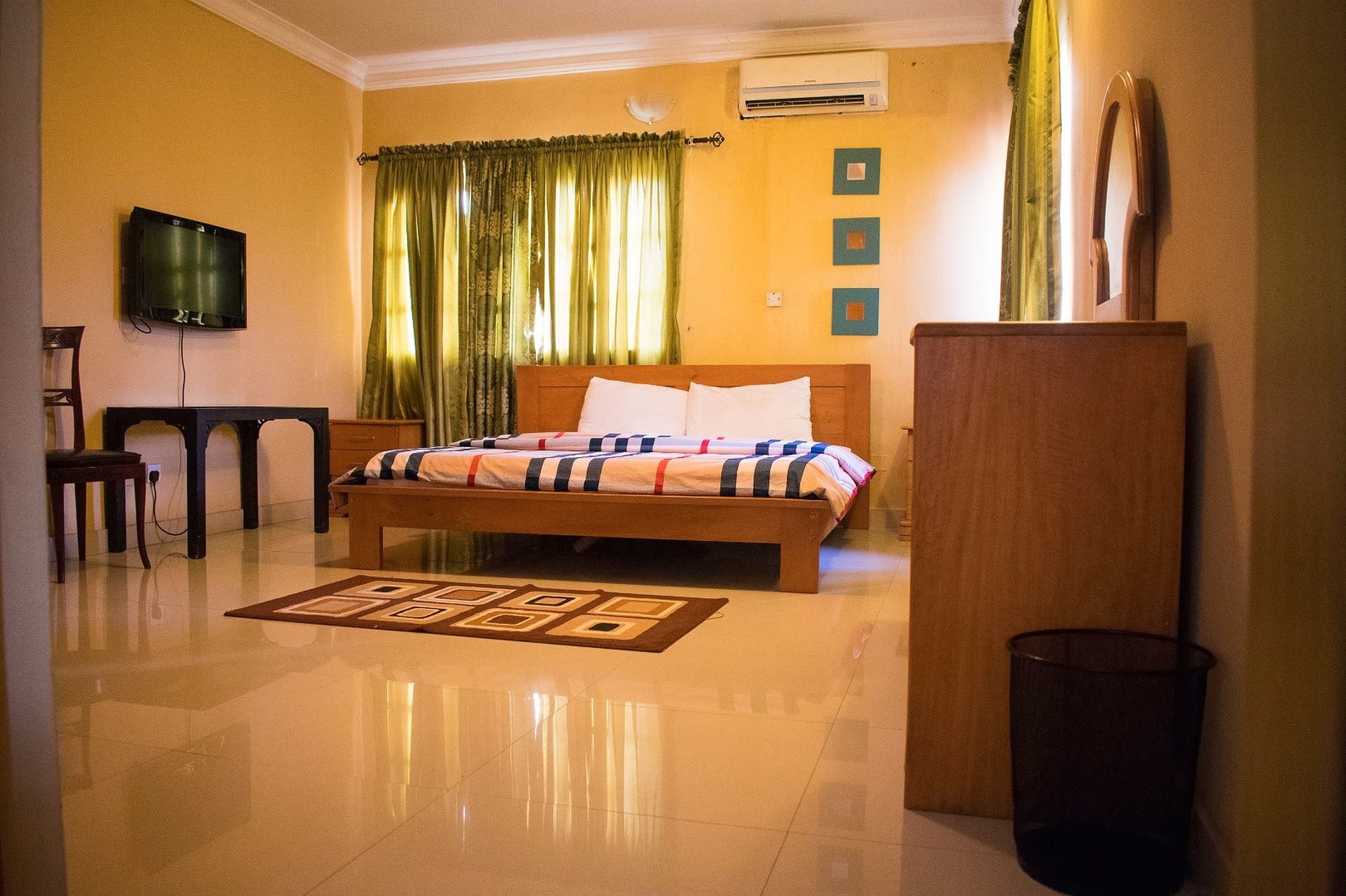 Фото Sugarland Apartments Ikoyi