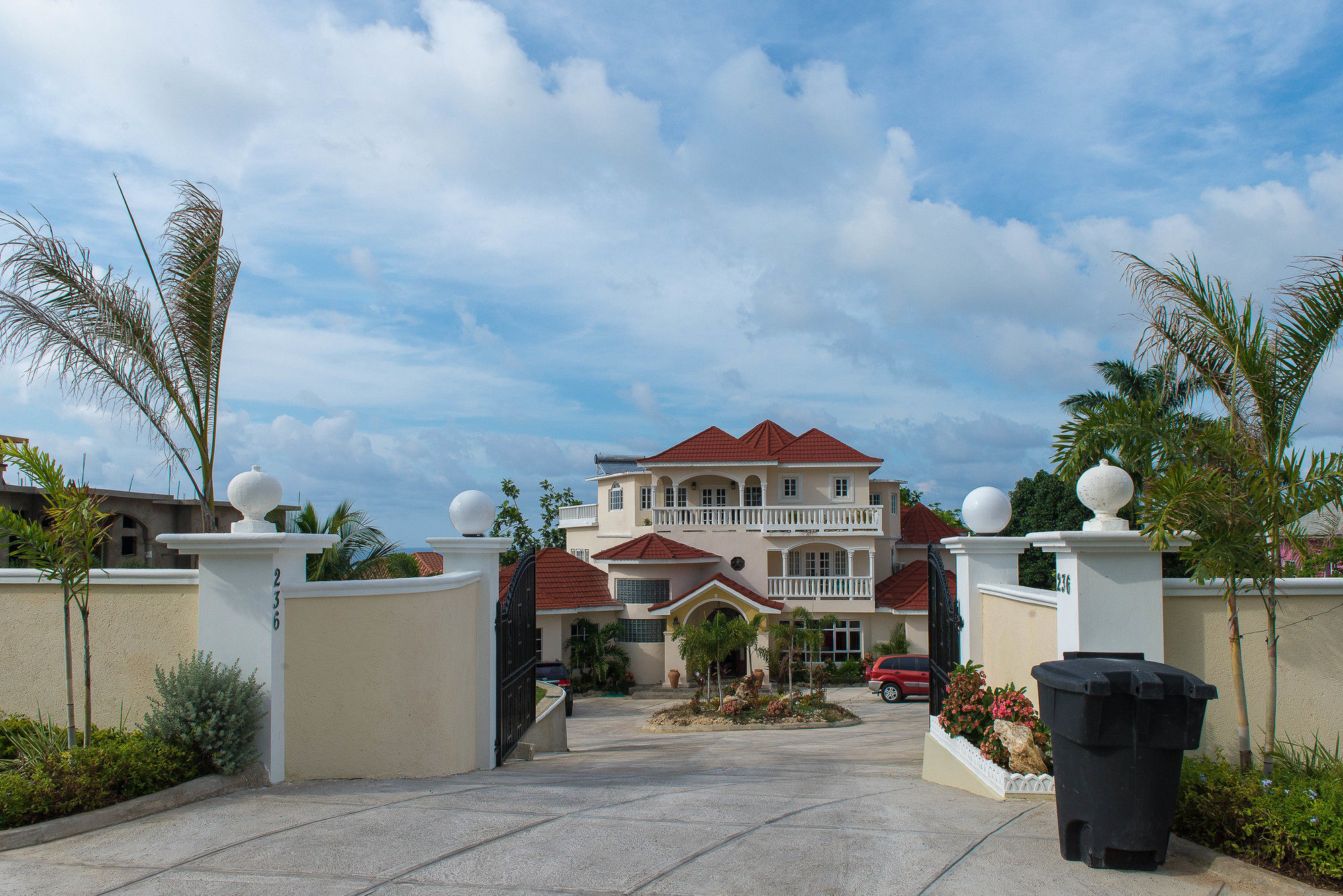 Фото Khastle Khodero