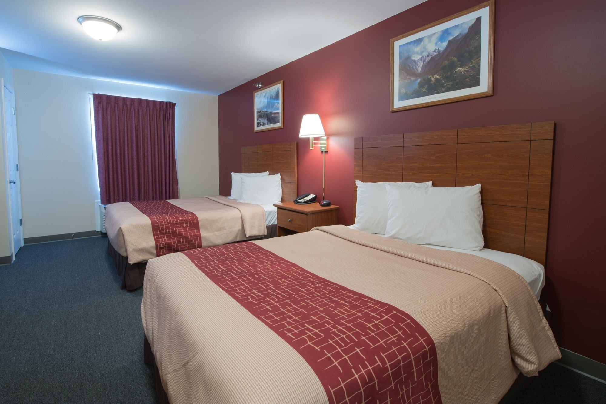 Фото Red Roof Inn & Suites Dickinson