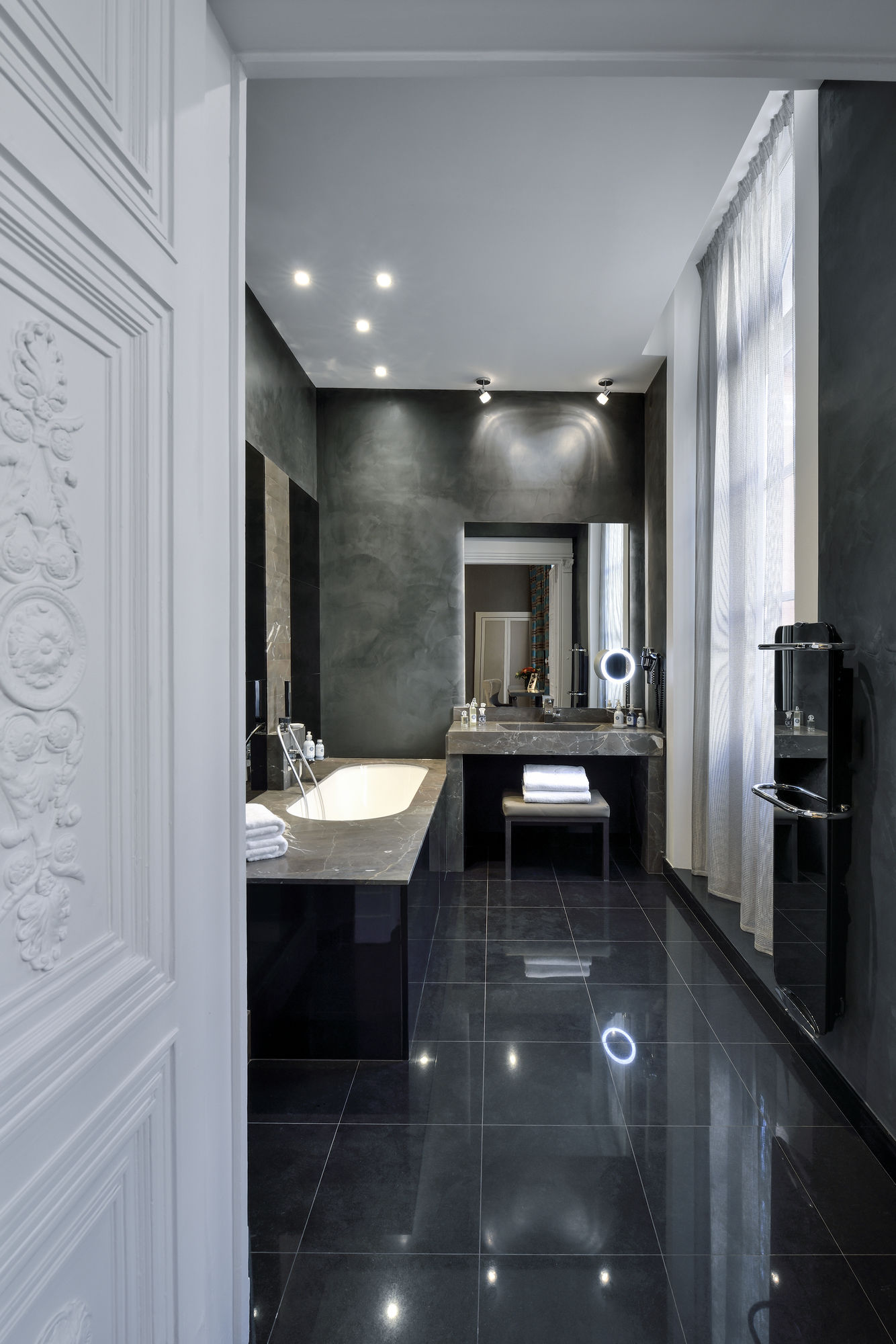 Фото La Cour des Consuls Hotel and SPA Toulouse - MGallery