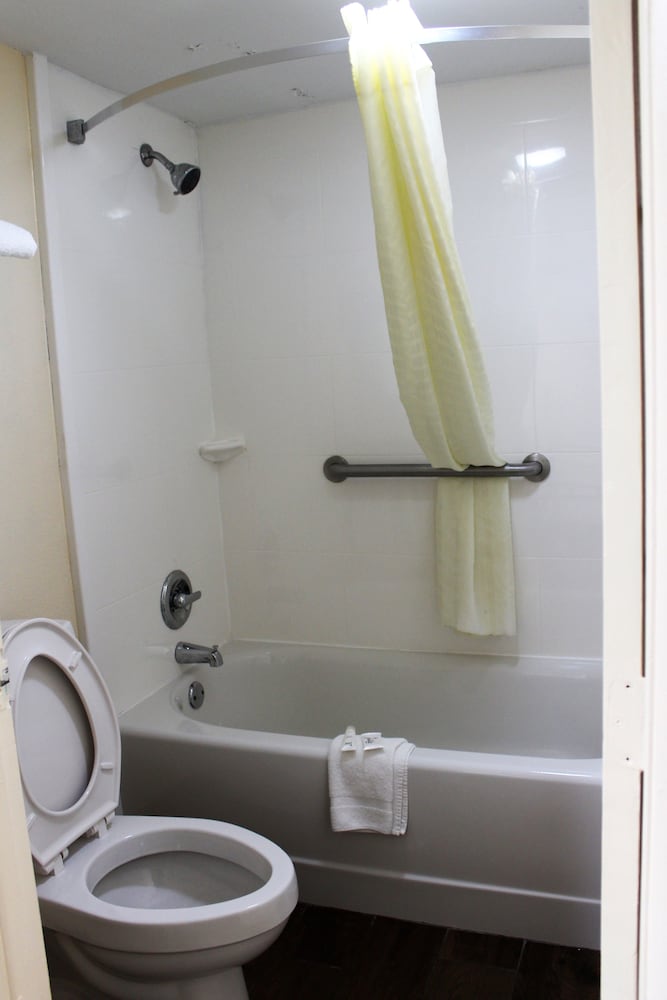 Фото Bluegrass Inn