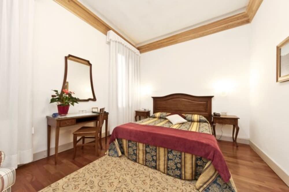 Фото Hotel Alla Fava