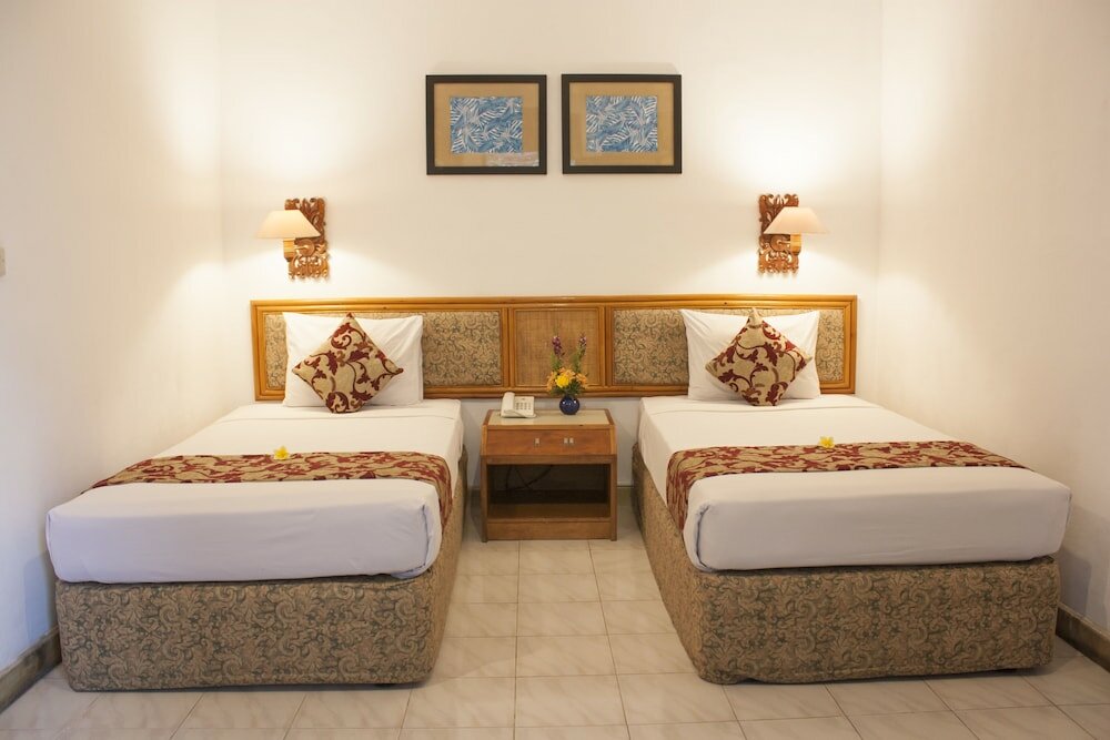 Фото Seminyak Paradiso Hotel