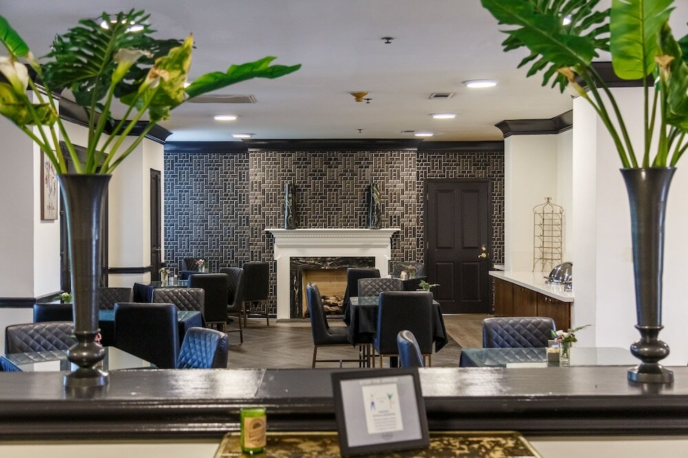 Фото Old Capitol Inn