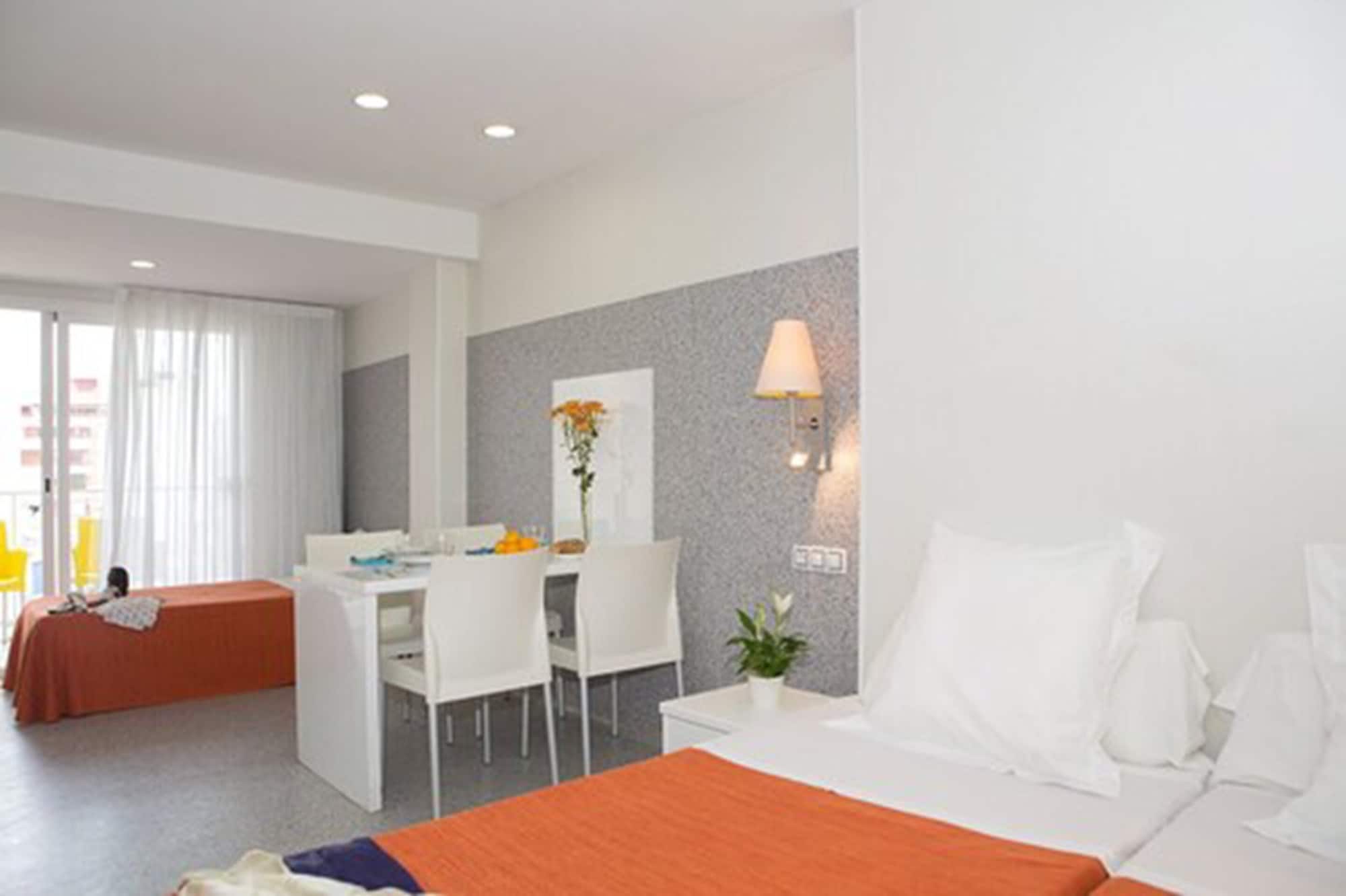 Фото Apartamentos Mix Bahia Real