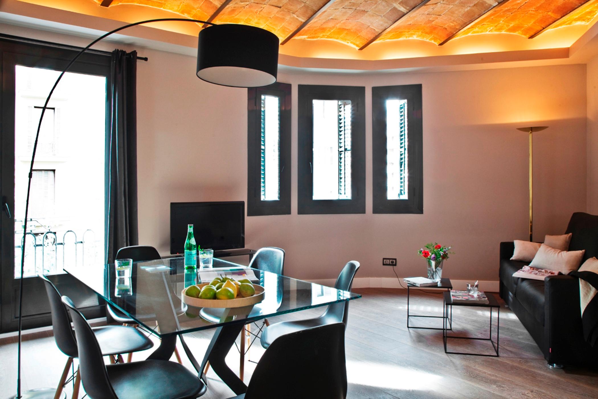 Фото AinB Eixample Miró