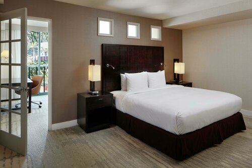 Гостиница Doubletree by Hilton Hotel Circle в Сан-Диего