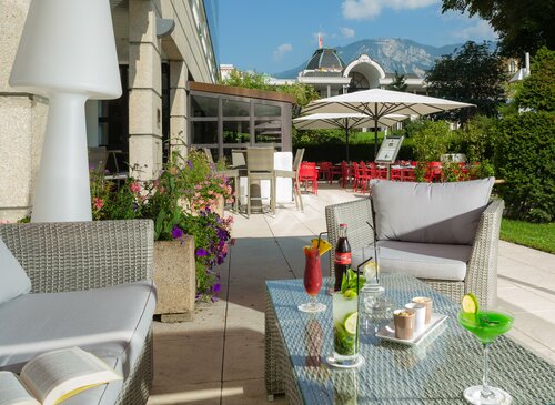Гостиница Golden Tulip Aix les Bains в Экс-ле-Бене