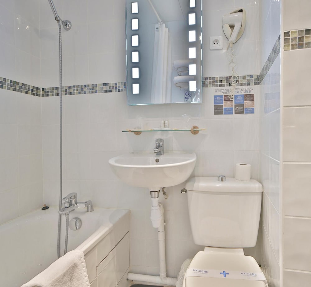 Фото Hôtel Arc Porte d'Orléans