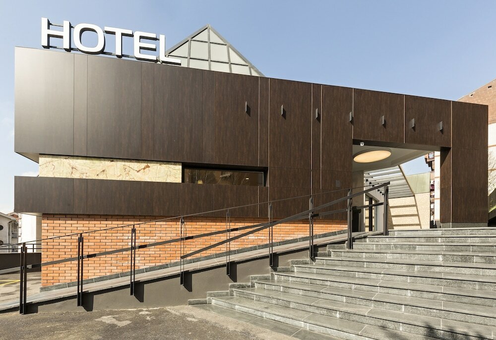 Фото Hotel Orasac Garni