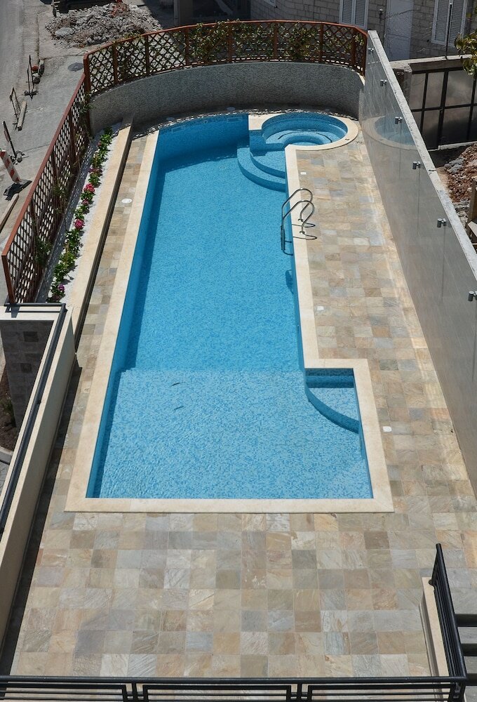 Фото Hotel Atina