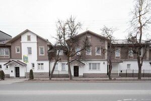 Алекс Хаус